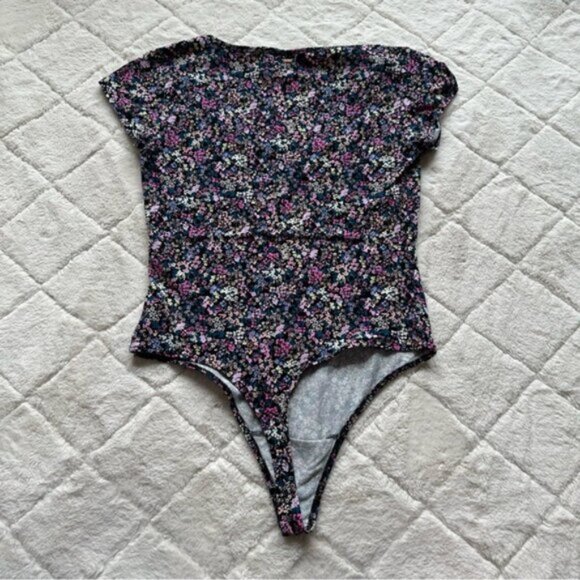 Victoria's Secret PINK | "Ditsy Floral" Short Sleeve Thong Bodysuit | Size Large - Picture 7 of 15